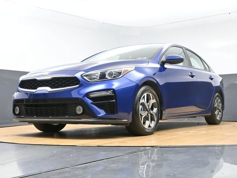 Used 2020 Kia Forte LXS FWD image 43