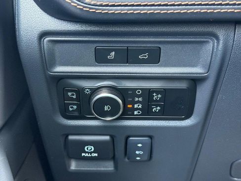 Certified 2024 Ford Expedition Max Platinum image 31