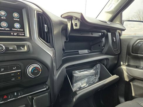 Certified 2025 Chevrolet Silverado 1500 Custom image 14