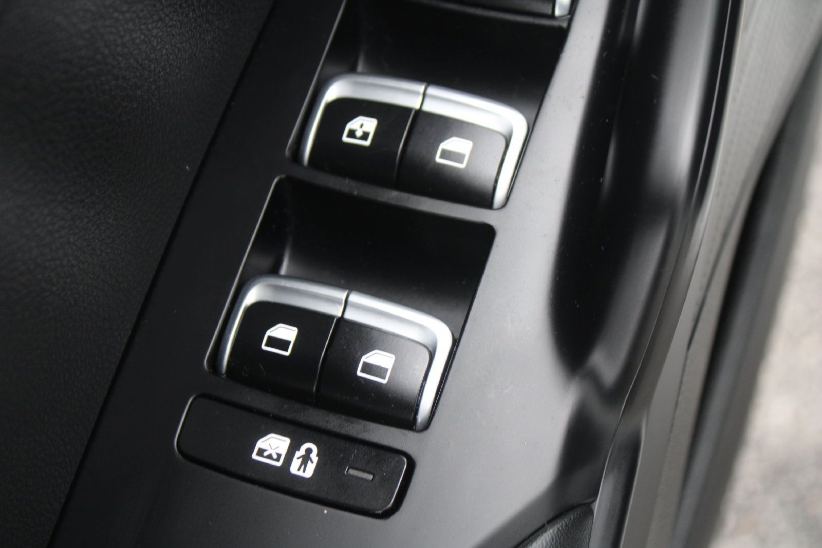 Certified 2025 Kia K5 LXS FWD image 19