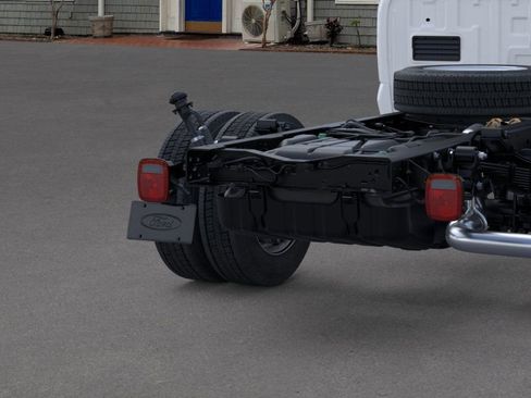 New 2026 Ford F550 2WD Crew Cab Super Duty image 21