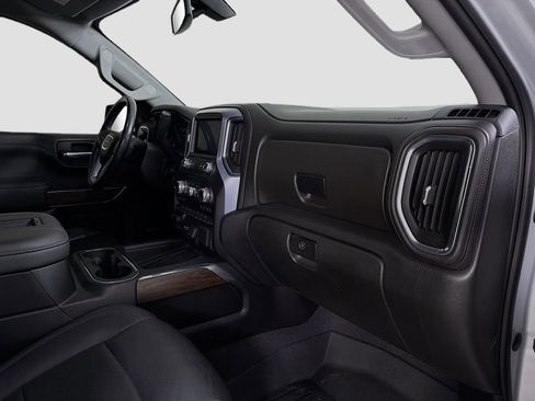 Used 2019 GMC Sierra 1500 SLT image 32
