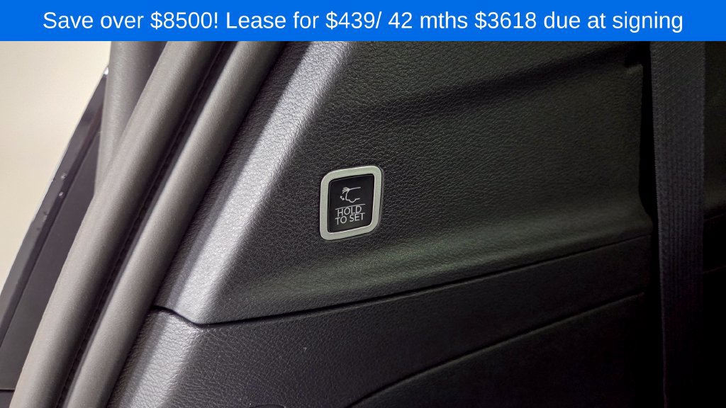 New 2027 Chrysler Pacifica Select AWD/4WD image 12