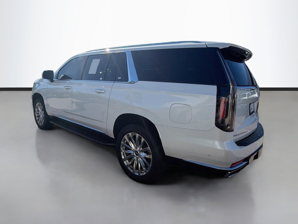 Used 2022 Cadillac Escalade ESV Premium Luxury RWD image 6