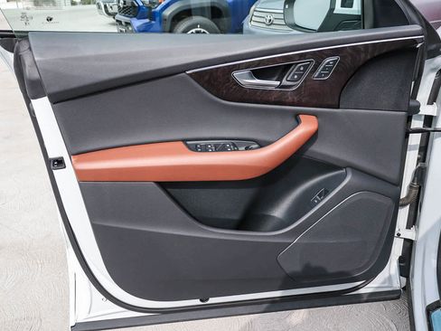 Used 2023 Audi Q8 Premium w/ Convenience Package image 53