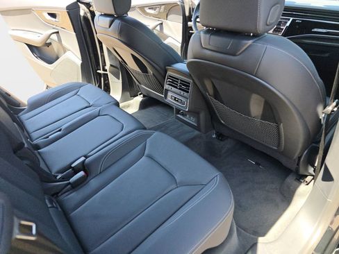 Certified 2025 Audi Q8 Premium AWD/4WD image 13