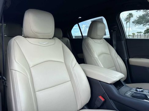 Used 2024 Cadillac XT4 Premium Luxury w/ Technology Package FWD image 27
