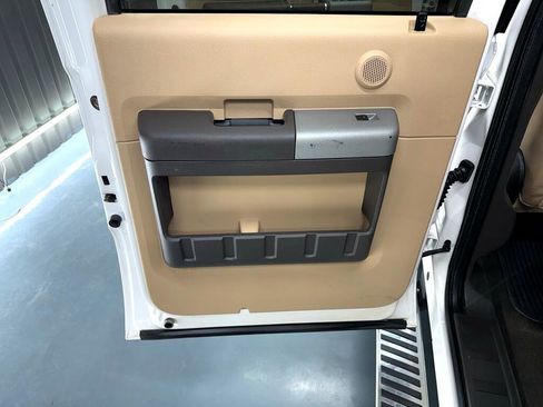 Used 2015 Ford F350 Lariat w/ Chrome Package image 21