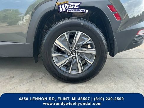 Used 2022 Hyundai Tucson Blue AWD/4WD image 29
