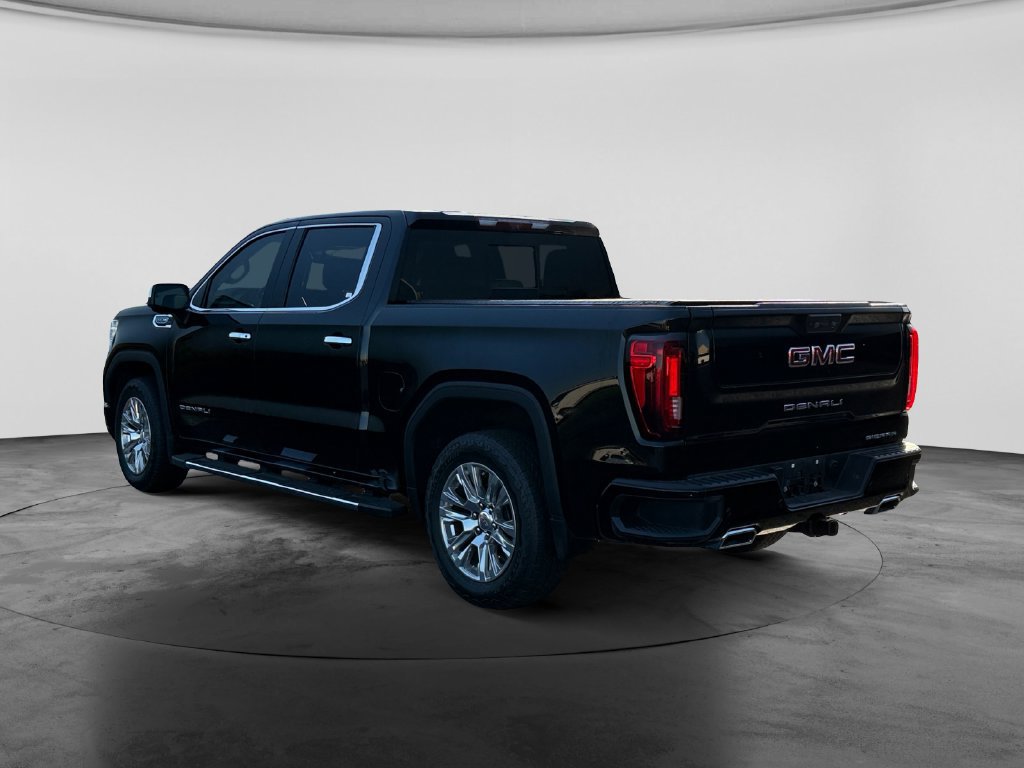 Used 2023 GMC Sierra 1500 Denali w/ Technology Package AWD/4WD image 8