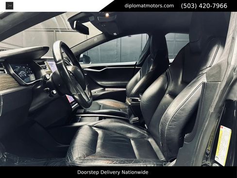 Used 2015 Tesla Model S 70D AWD/4WD image 18