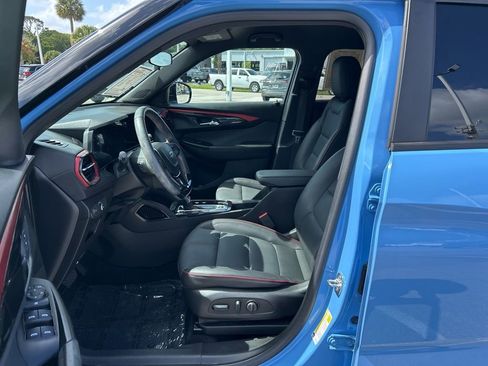 Used 2024 Chevrolet TrailBlazer RS w/ Driver Confidence Package FWD image 16