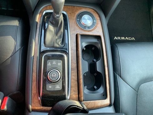 Used 2022 Nissan Armada SL w/ Captain's Chairs Package image 20