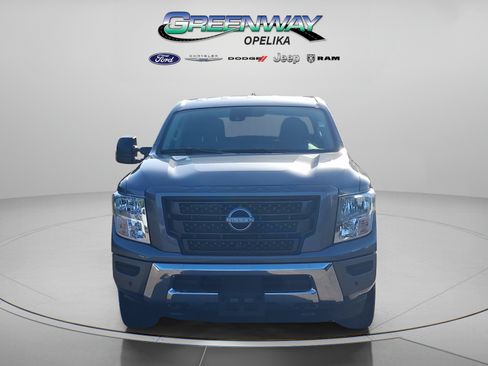 Used 2024 Nissan Titan SV w/ SV Convenience Package AWD/4WD image 2