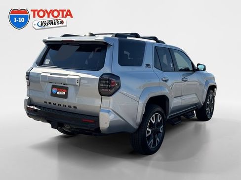 Certified 2026 Toyota 4Runner TRD Sport AWD/4WD image 5