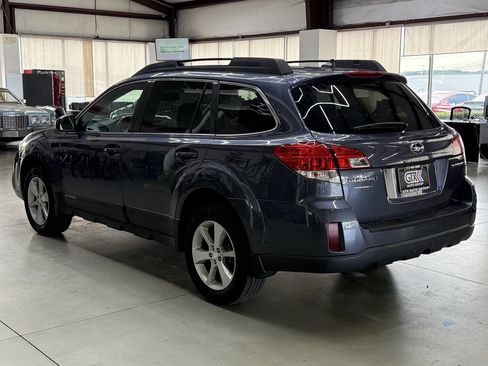 Used 2014 Subaru Outback 2.5i Limited AWD/4WD image 5