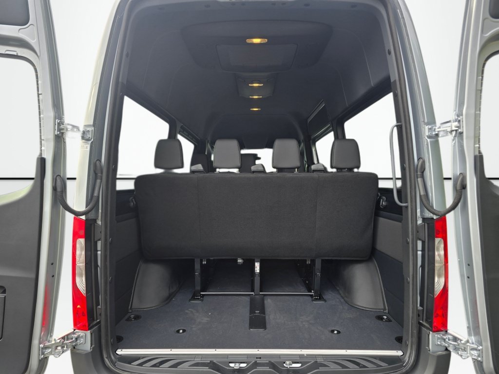 New 2026 Mercedes-Benz Sprinter 2500 image 18
