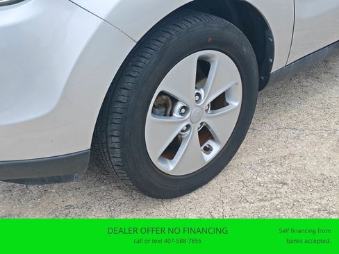 Used 2016 Kia Soul FWD image 27