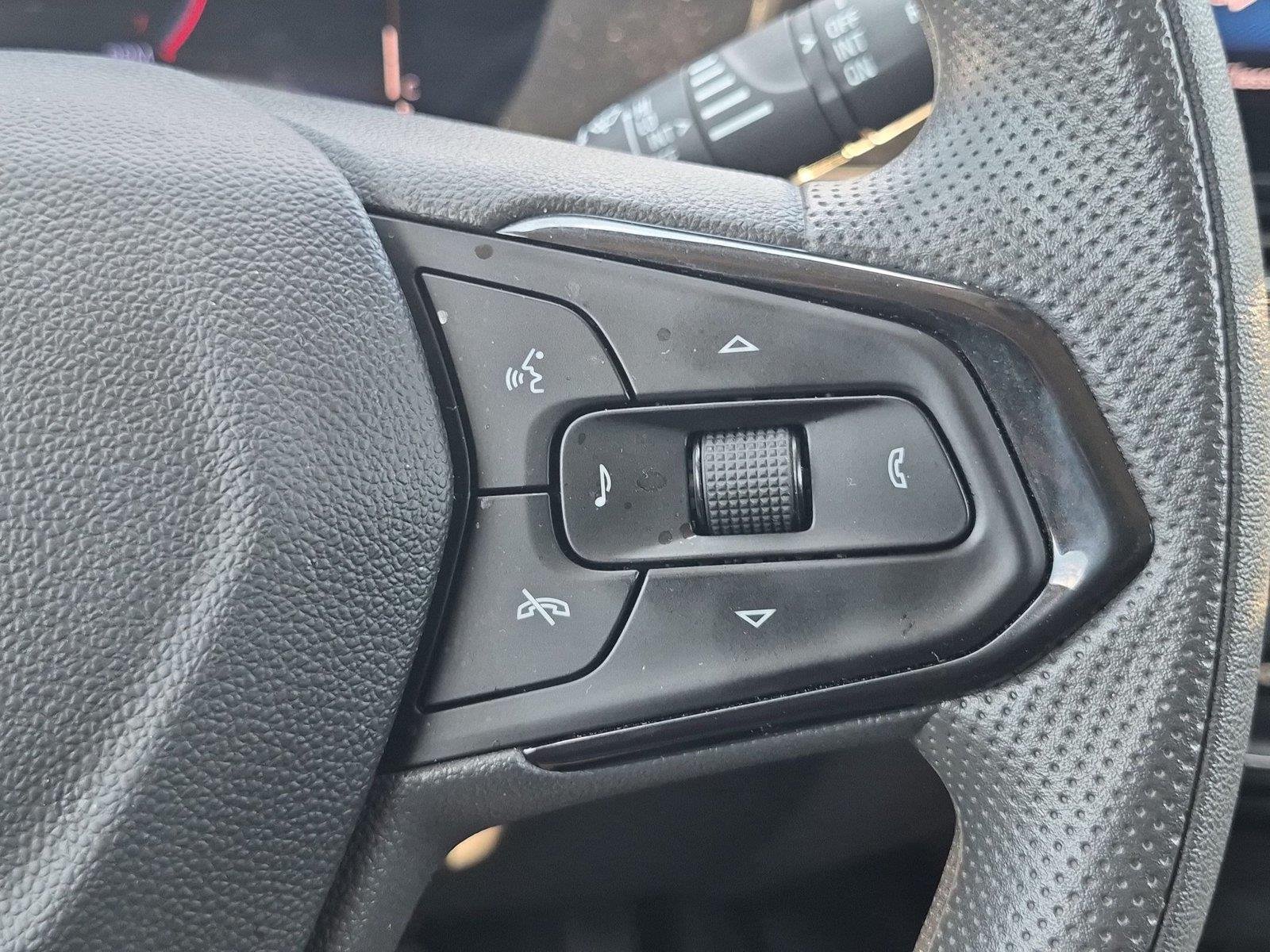 Used 2025 Chevrolet Trax LT FWD image 21