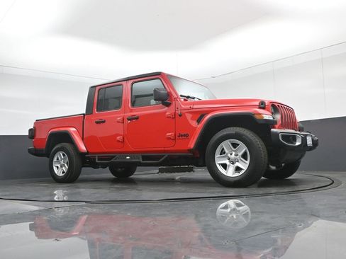 Used 2023 Jeep Gladiator Sport image 51