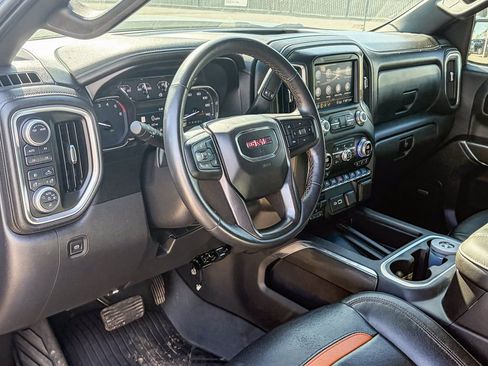 Used 2020 GMC Sierra 1500 AT4 w/ AT4 Premium Package image 8