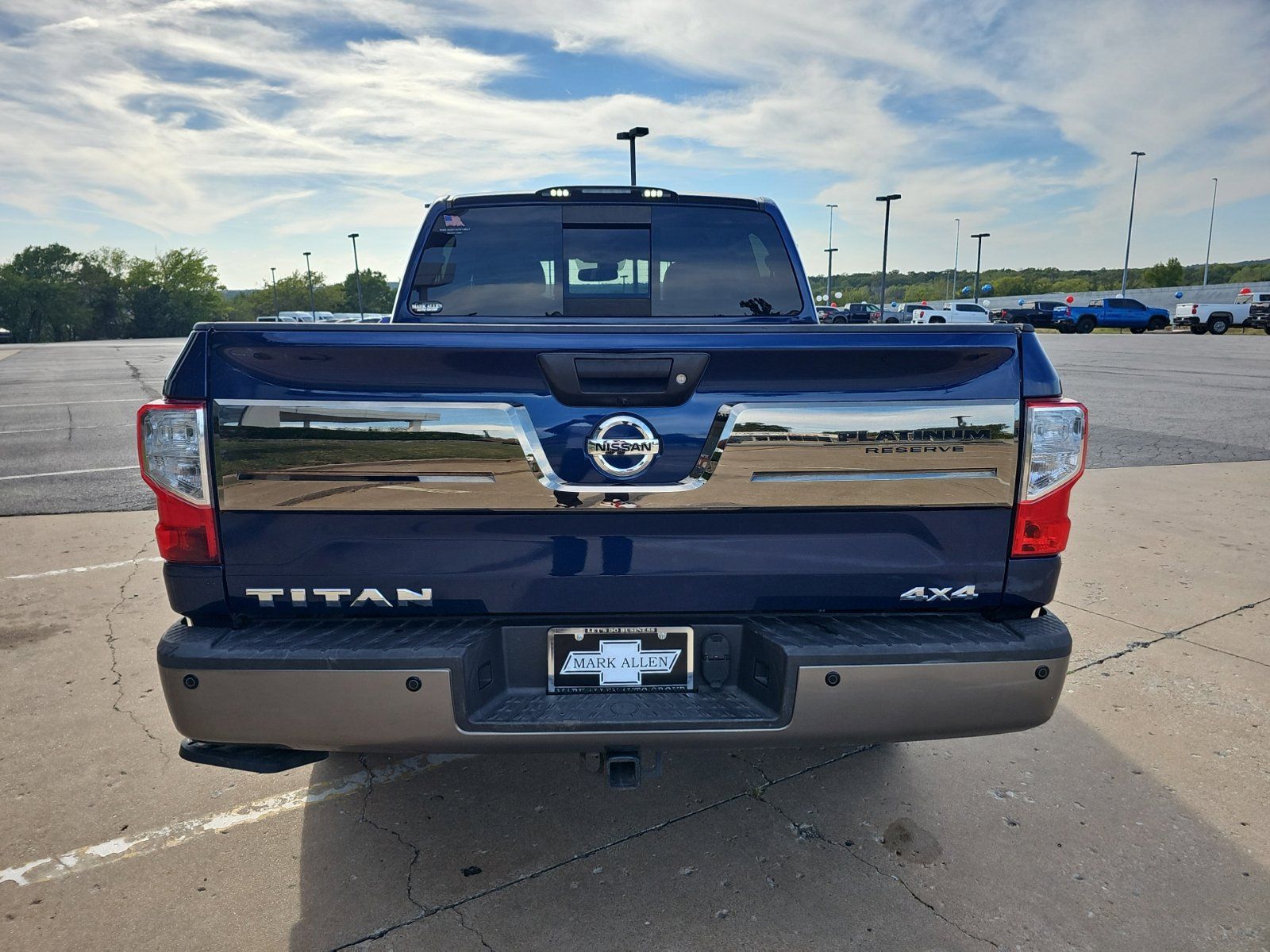 Used 2019 Nissan Titan Platinum Reserve w/ Platinum Utility Package AWD/4WD image 5