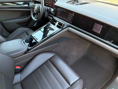 Certified 2026 Porsche Panamera GTS AWD/4WD image 17