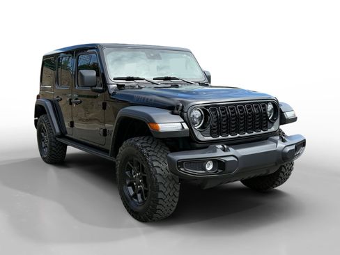 Used 2025 Jeep Wrangler Unlimited Sport AWD/4WD image 7