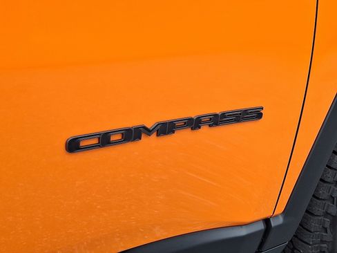 New 2026 Jeep Compass Trailhawk w/ Sun, Sound & Navigation Group image 12