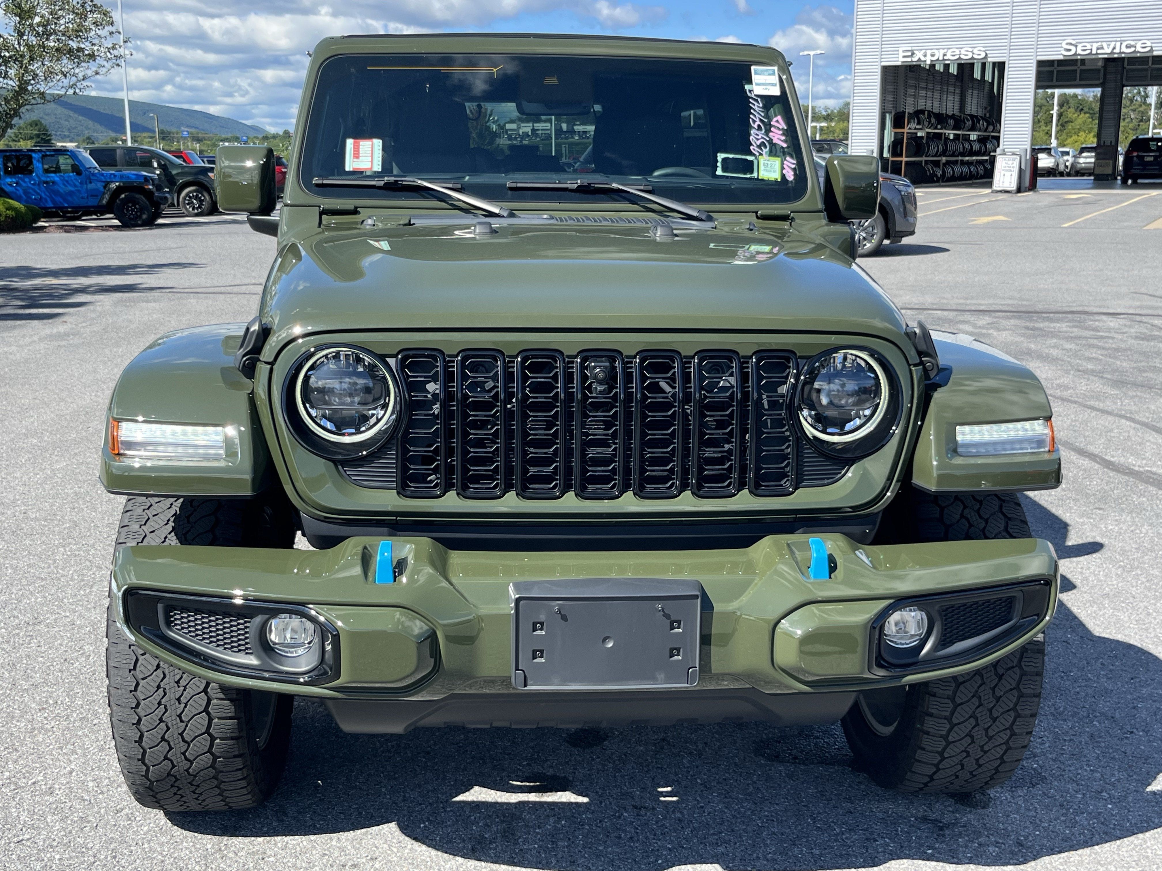 Used 2024 Jeep Wrangler High Altitude AWD/4WD image 12