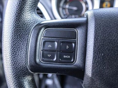 Used 2020 Dodge Journey SE FWD image 13