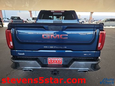 Used 2023 GMC Sierra 1500 SLT w/ SLT Premium Package image 9