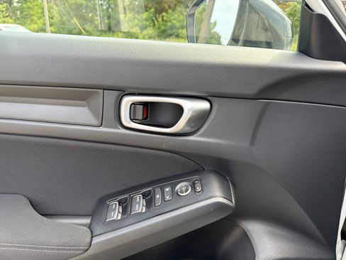 Used 2024 Honda Civic Sport image 13