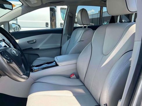 Used 2015 Toyota Venza Limited AWD/4WD image 24
