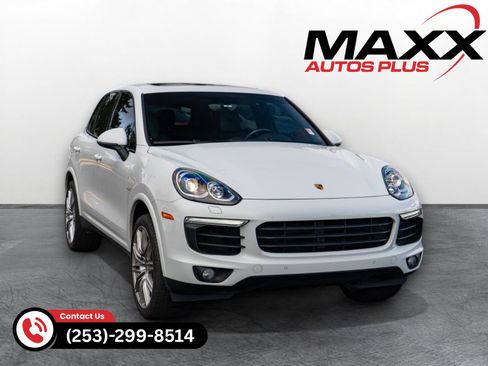 Used 2017 Porsche Cayenne S Platinum image 1
