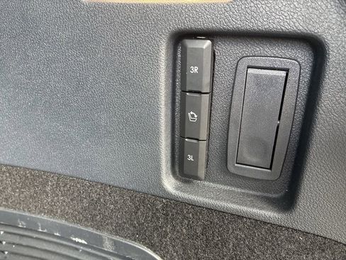 Used 2025 Lincoln Aviator Reserve w/ Equipment Group 201A AWD/4WD image 34