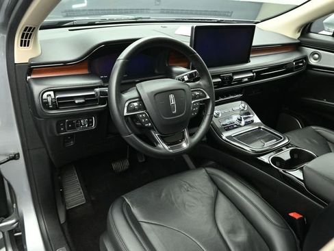 Certified 2023 Lincoln Nautilus Reserve w/ Equipment Group 202A image 9