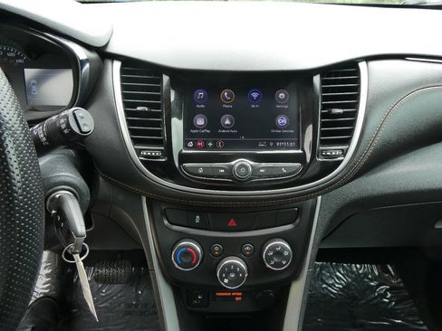 Used 2021 Chevrolet Trax LS w/ Tint and Cruise Package AWD/4WD image 16
