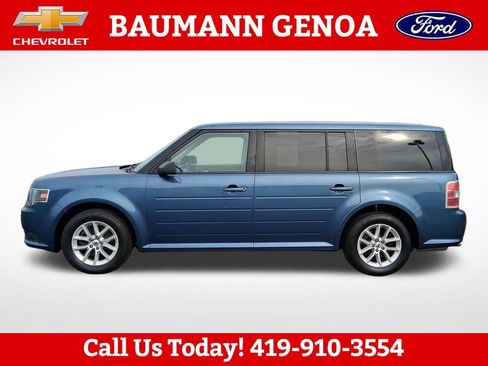 Used 2018 Ford Flex SE FWD image 2
