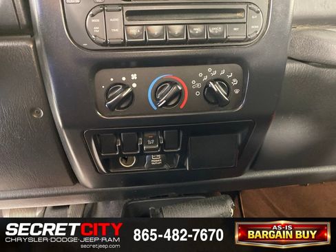 Used 2006 Jeep Wrangler X w/ Tire & Wheel Group (Ecco) AWD/4WD image 20