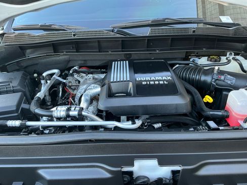 Used 2025 GMC Sierra 1500 AT4 w/ Technology Package AWD/4WD image 21
