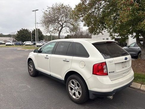 Used 2011 Ford Edge SEL image 3