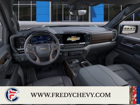 New 2026 Chevrolet Silverado 1500 High Country AWD/4WD image 17