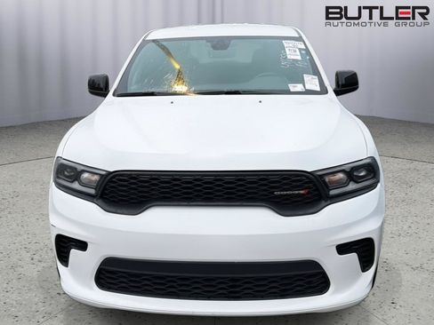 Used 2023 Dodge Durango GT RWD image 3