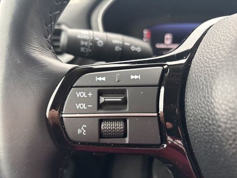 Used 2025 Honda Pilot Elite image 18