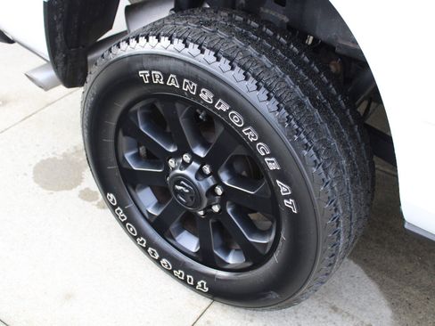 Used 2023 RAM 2500 Laramie w/ Night Edition image 38