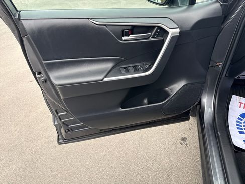 Used 2019 Toyota RAV4 XLE Premium w/ Cold Weather Package image 16
