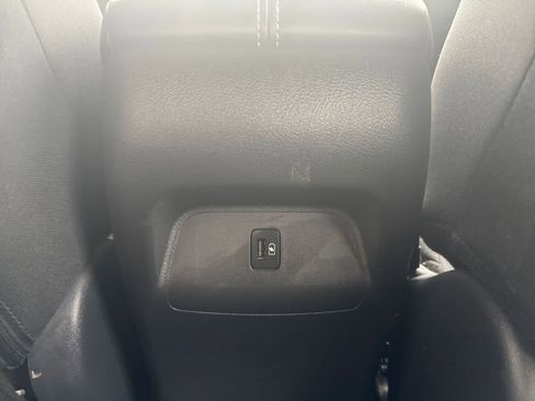 Used 2025 Nissan Sentra SV image 23