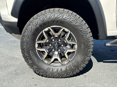 New 2026 Chevrolet Colorado ZR2 w/ Technology Package image 5