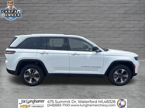 Used 2022 Jeep Grand Cherokee Limited 4xe AWD/4WD image 2